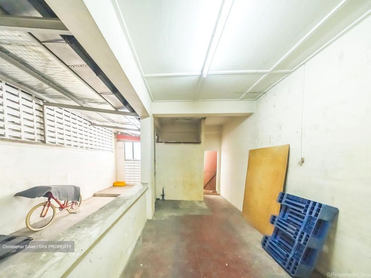 Sims Avenue (D14), Shop House #616531921